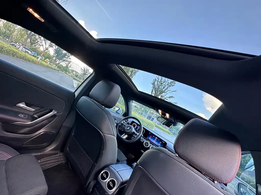 Mercedes-Benz A-Class — миниатюра 11