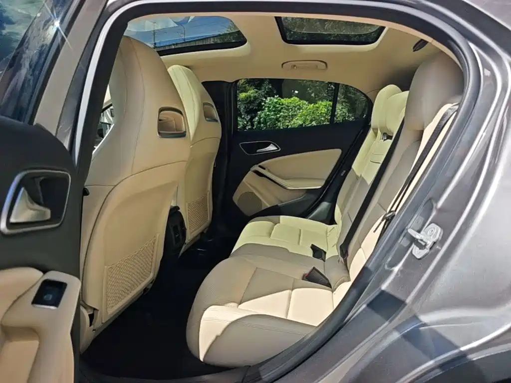 Mercedes-Benz GLA — миниатюра 17