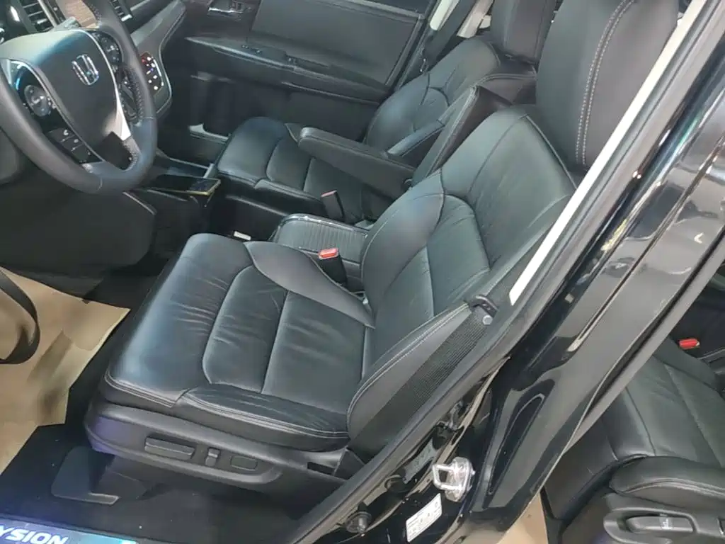 Honda Elysion — миниатюра 15