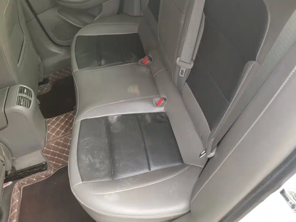Chevrolet Malibu — миниатюра 13