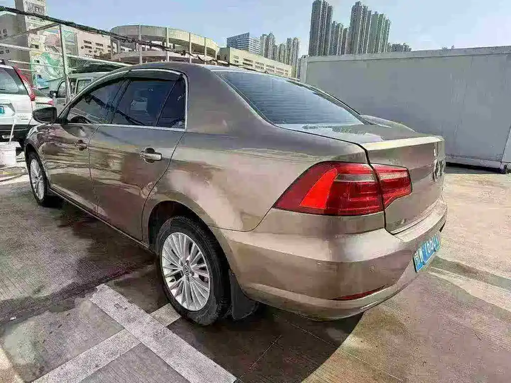 Volkswagen Bora — миниатюра 7
