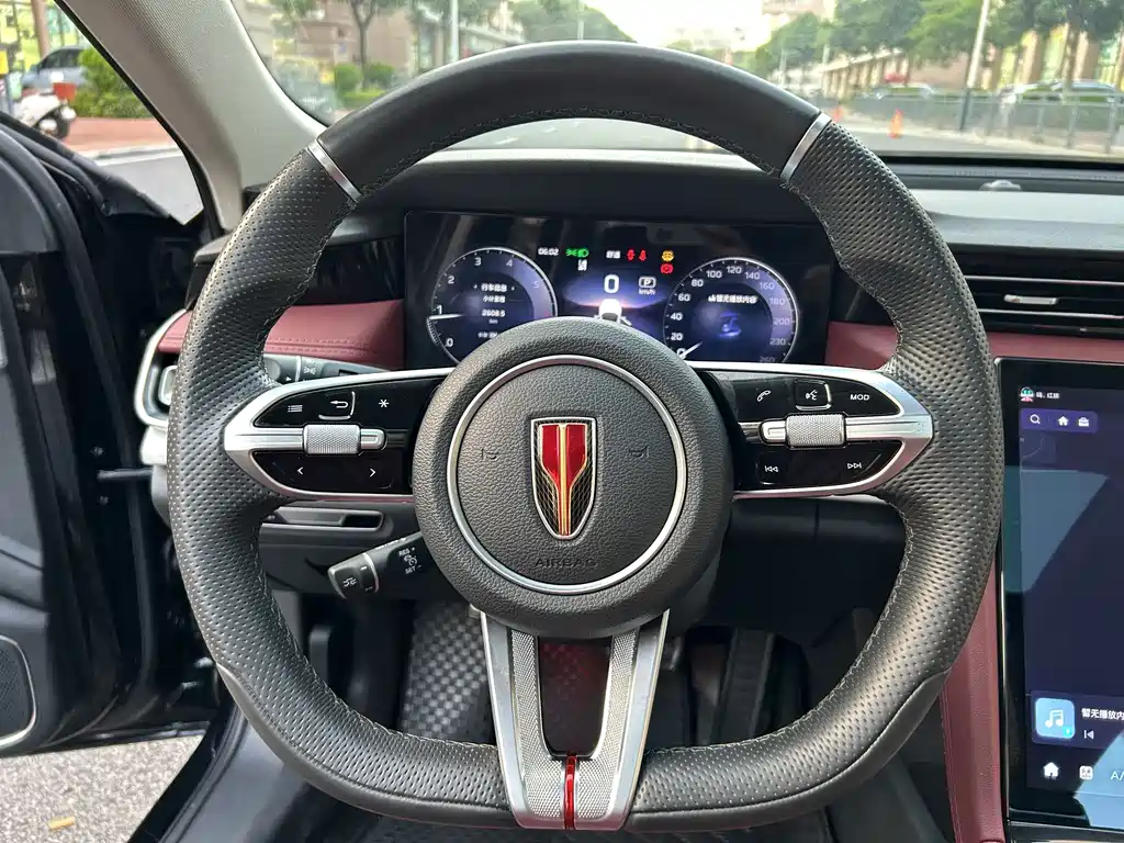 Hongqi Hongqi H5 — миниатюра 12