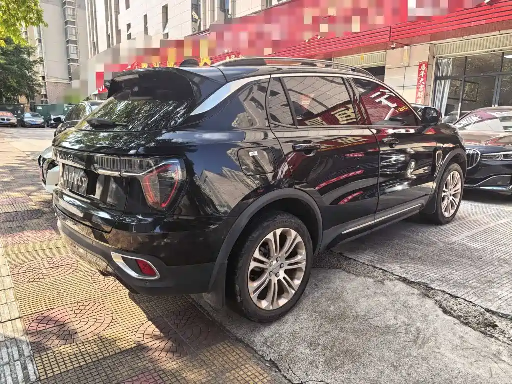 Lynk & Co 01 — миниатюра 3