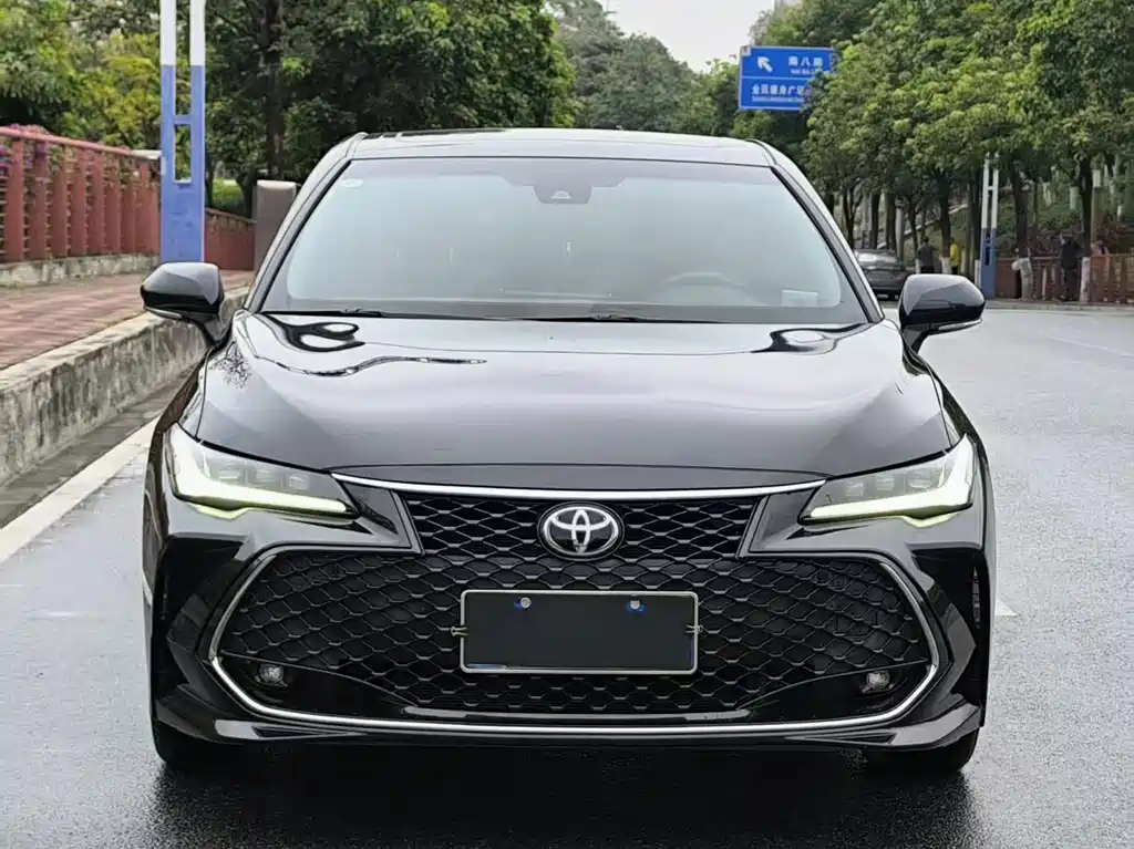 Toyota Avalon — миниатюра 2