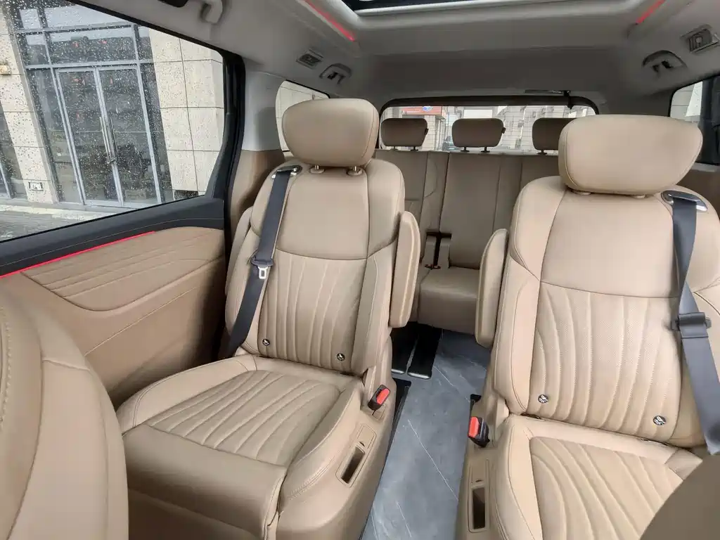 JAC Refine Refine RF8 PHEV — миниатюра 15