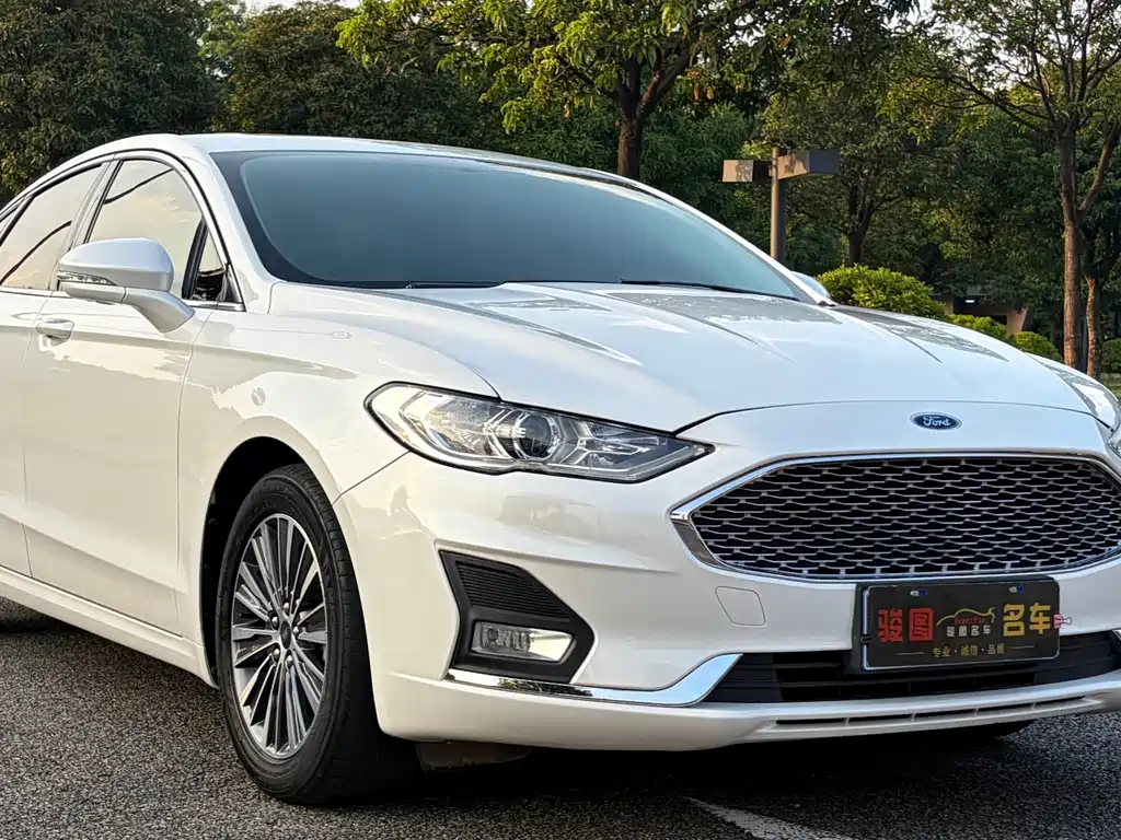 Ford Mondeo — миниатюра 2