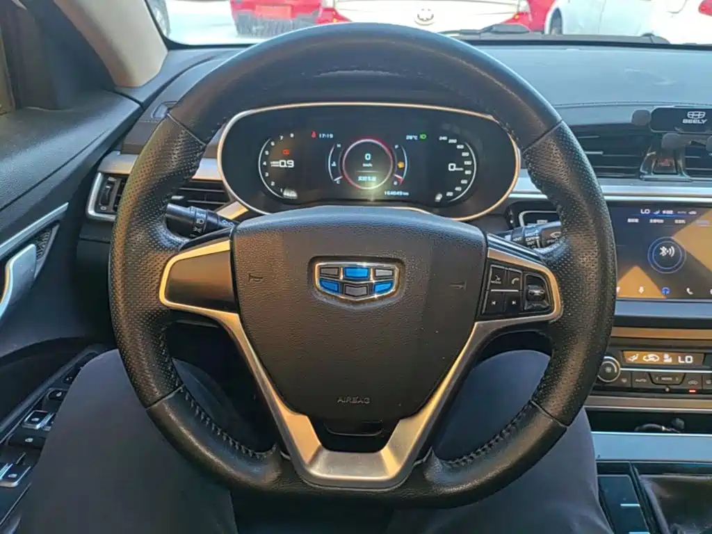 Geely Emgrand — миниатюра 11