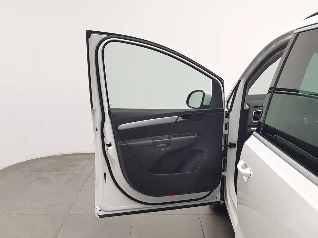 Volkswagen Sharan — миниатюра 8