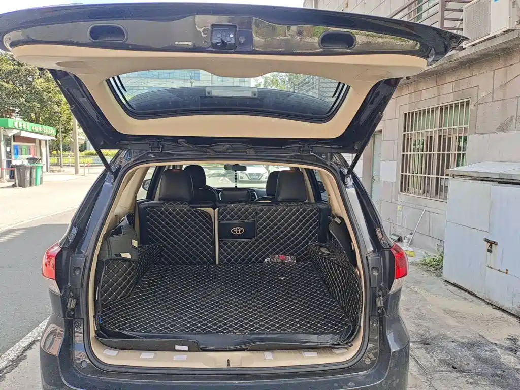 Toyota Highlander — миниатюра 19