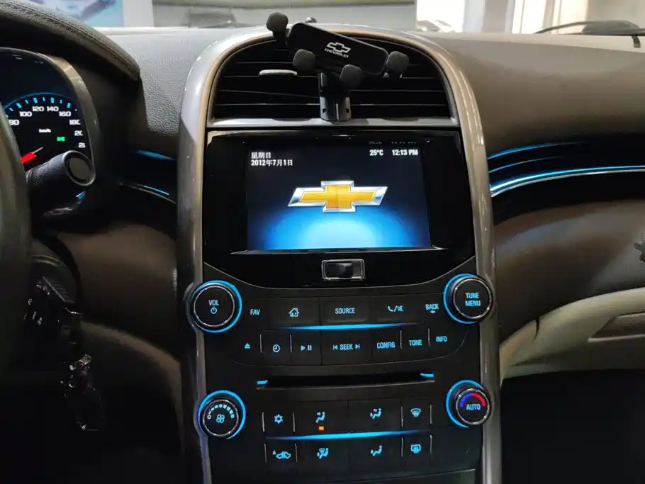 Chevrolet Malibu — миниатюра 13