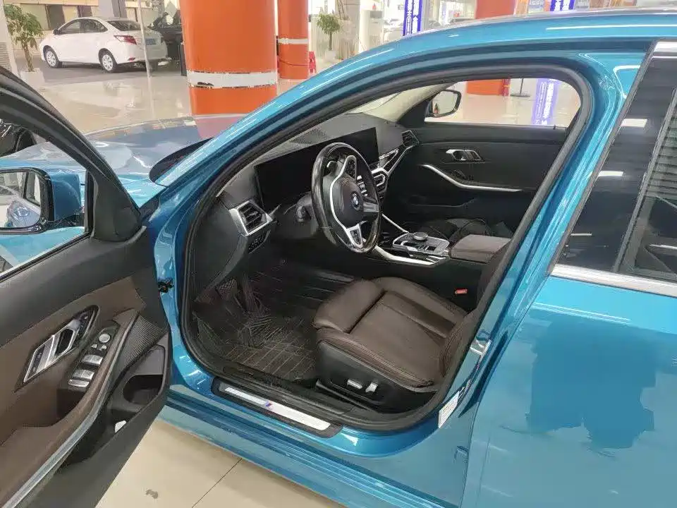 BMW 3 Series — миниатюра 7