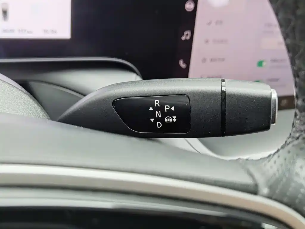 XPeng P7 — миниатюра 13