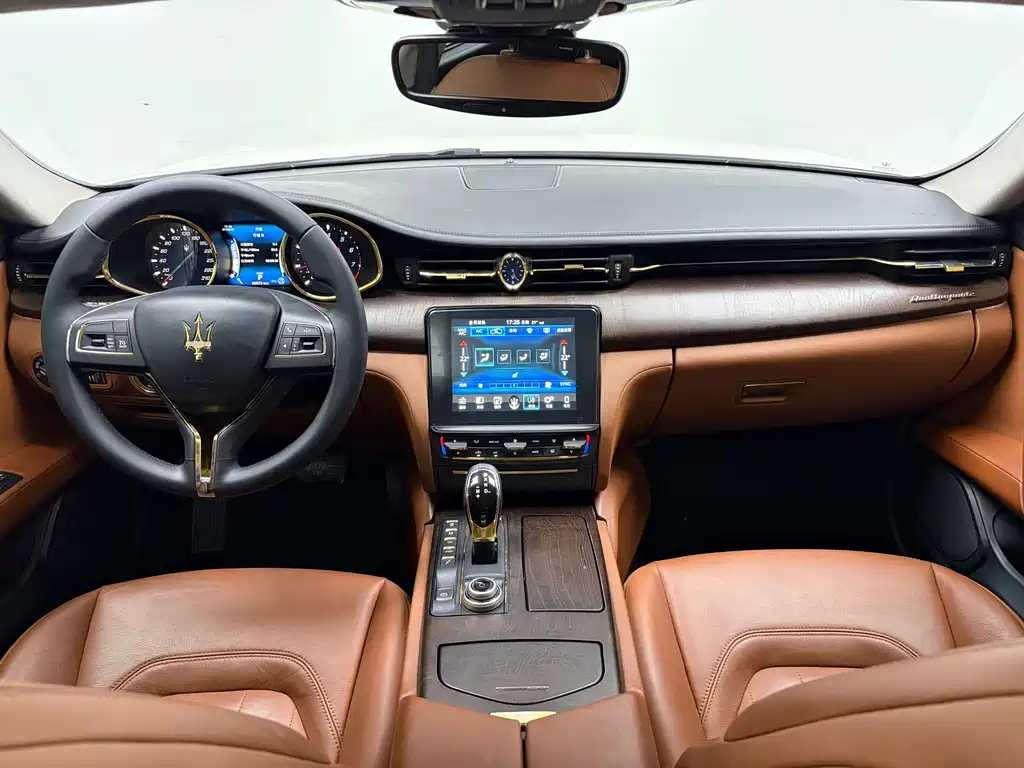 Maserati Quattroporte — миниатюра 10