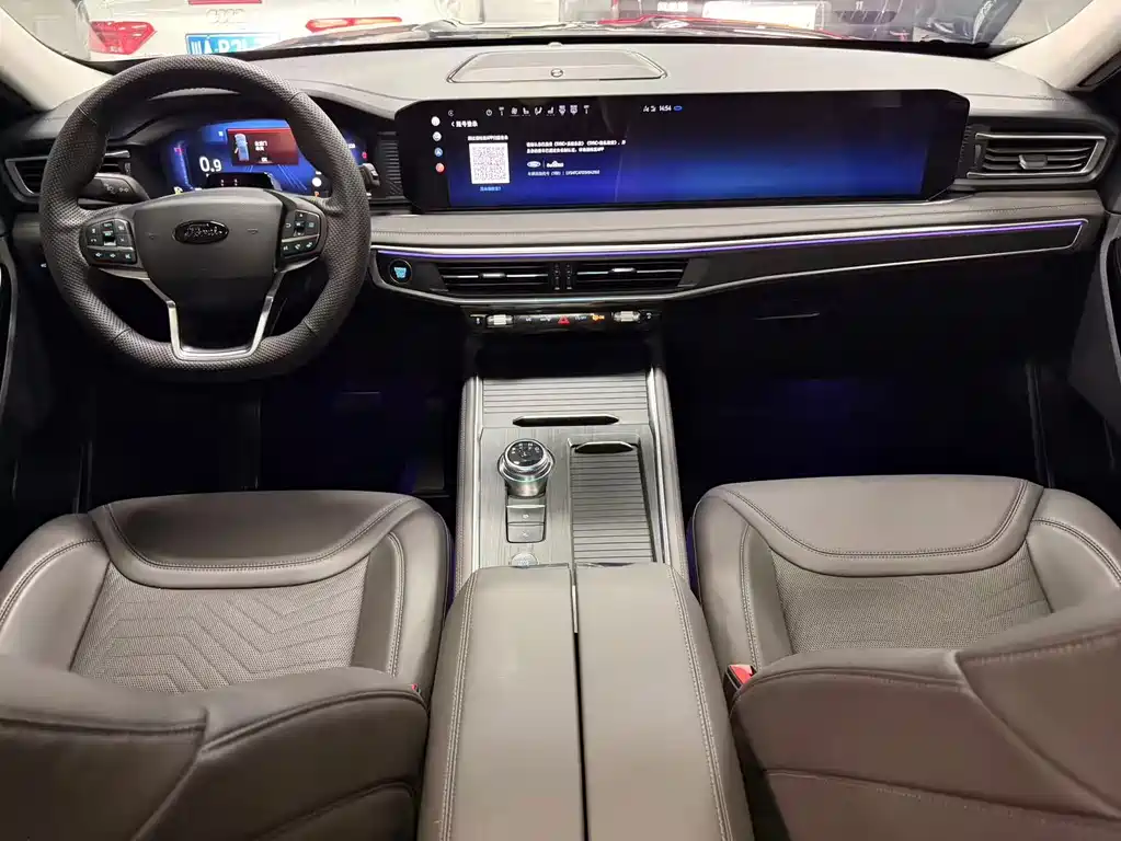 Ford Explorer — миниатюра 10
