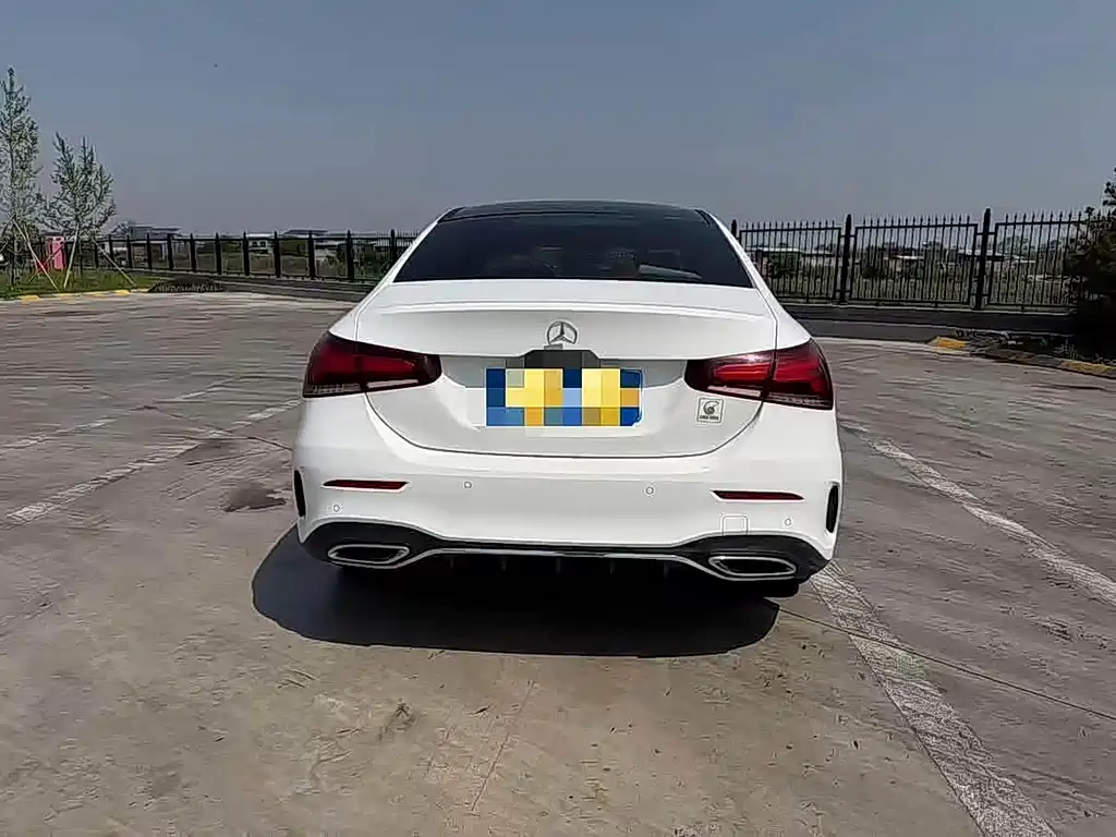 Mercedes-Benz A-Class — миниатюра 8
