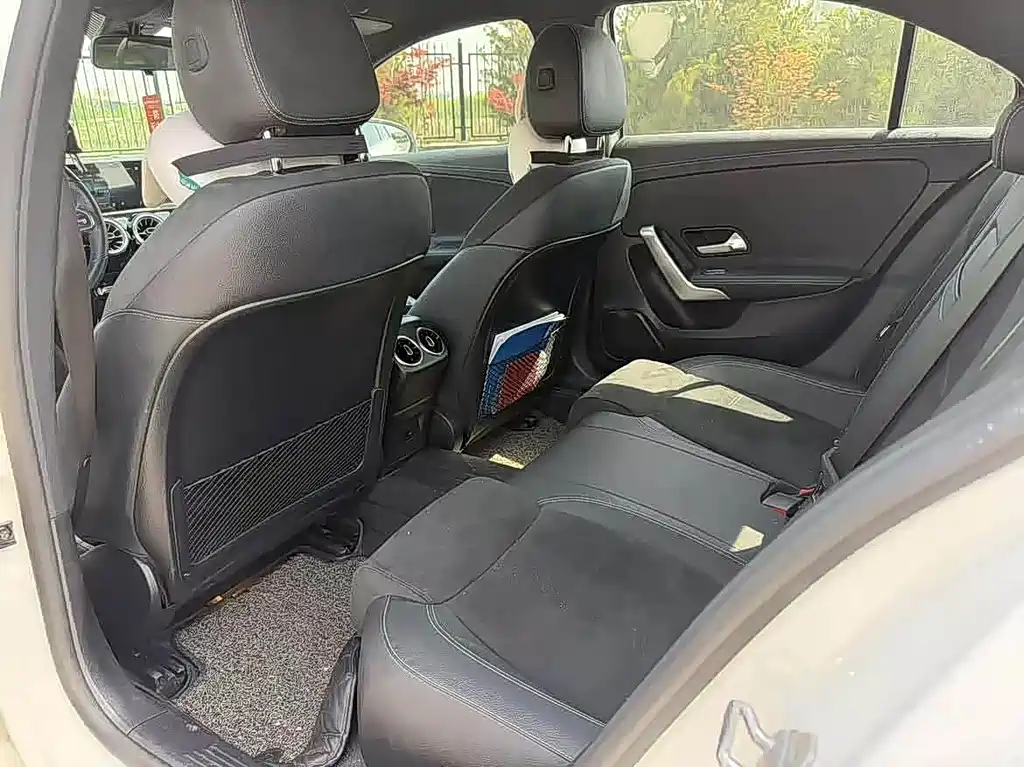 Mercedes-Benz A-Class — миниатюра 6