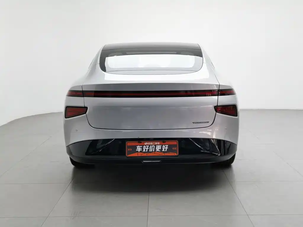 XPeng P7 — миниатюра 4