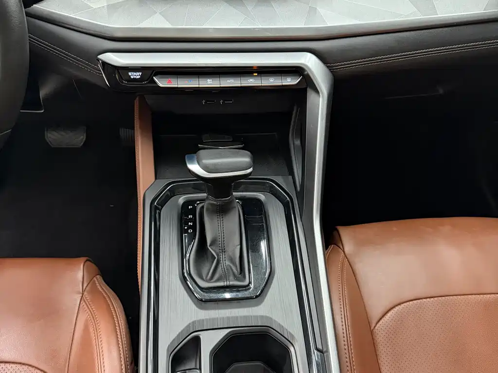 Geely Vision X6 — миниатюра 14