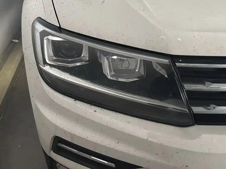 Volkswagen Tiguan L — миниатюра 9