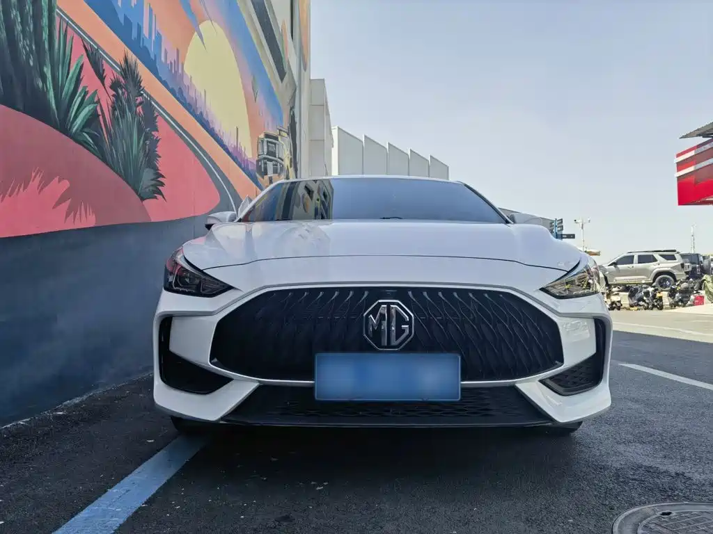 MG MG5 — миниатюра 24
