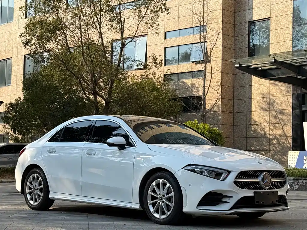 MERCEDES-BENZ A CLASS