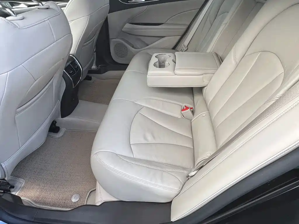 Buick LaCrosse — миниатюра 4