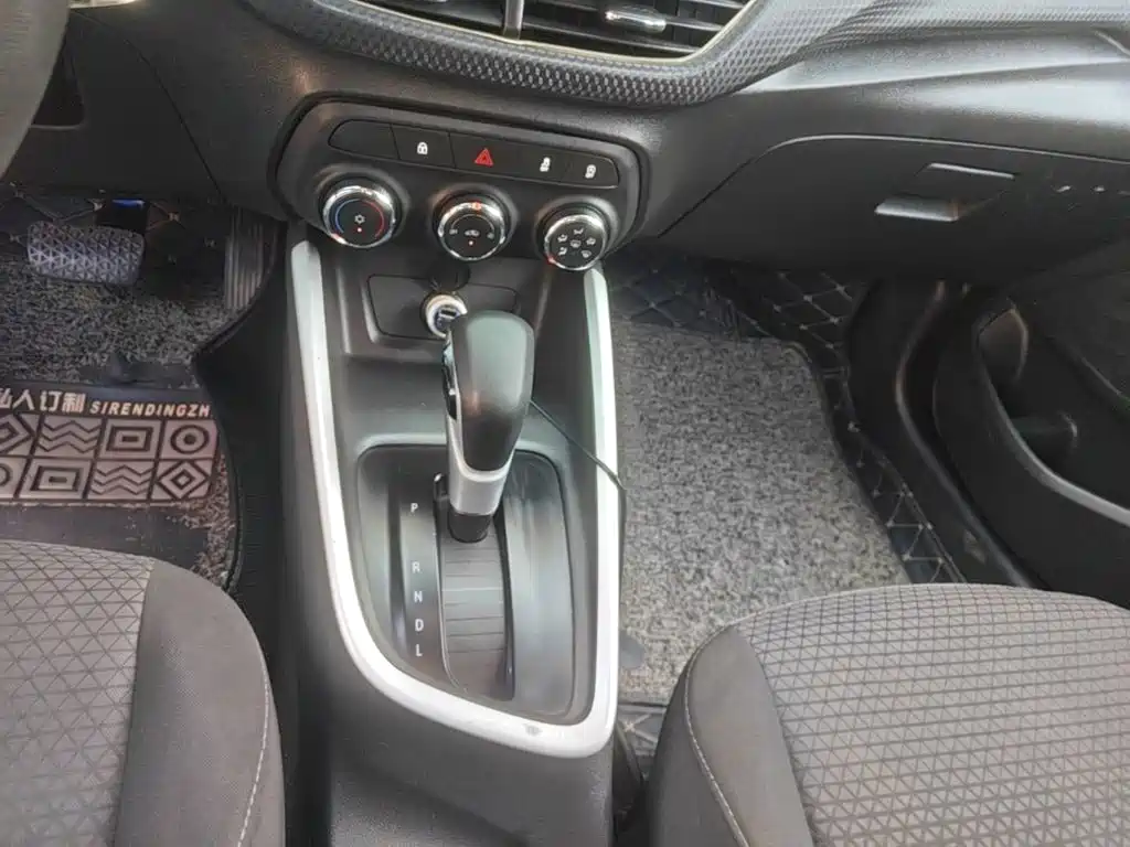 Chevrolet Cavalier — миниатюра 14