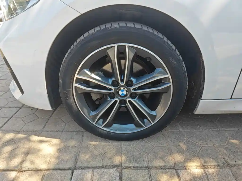 BMW 1 Series — миниатюра 23