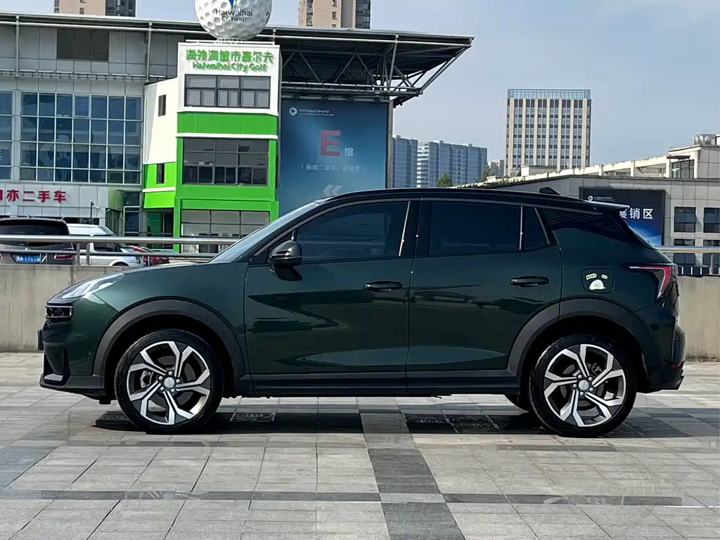 Lynk & Co 06 — миниатюра 3
