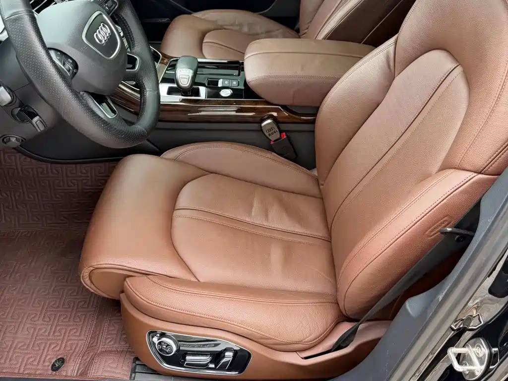 Audi A8 — миниатюра 13