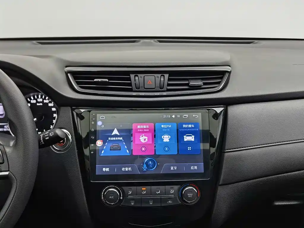 Nissan X-Trail — миниатюра 12