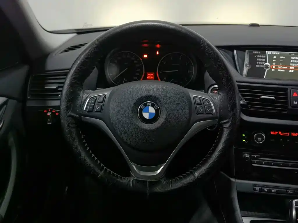 BMW X1 — миниатюра 11