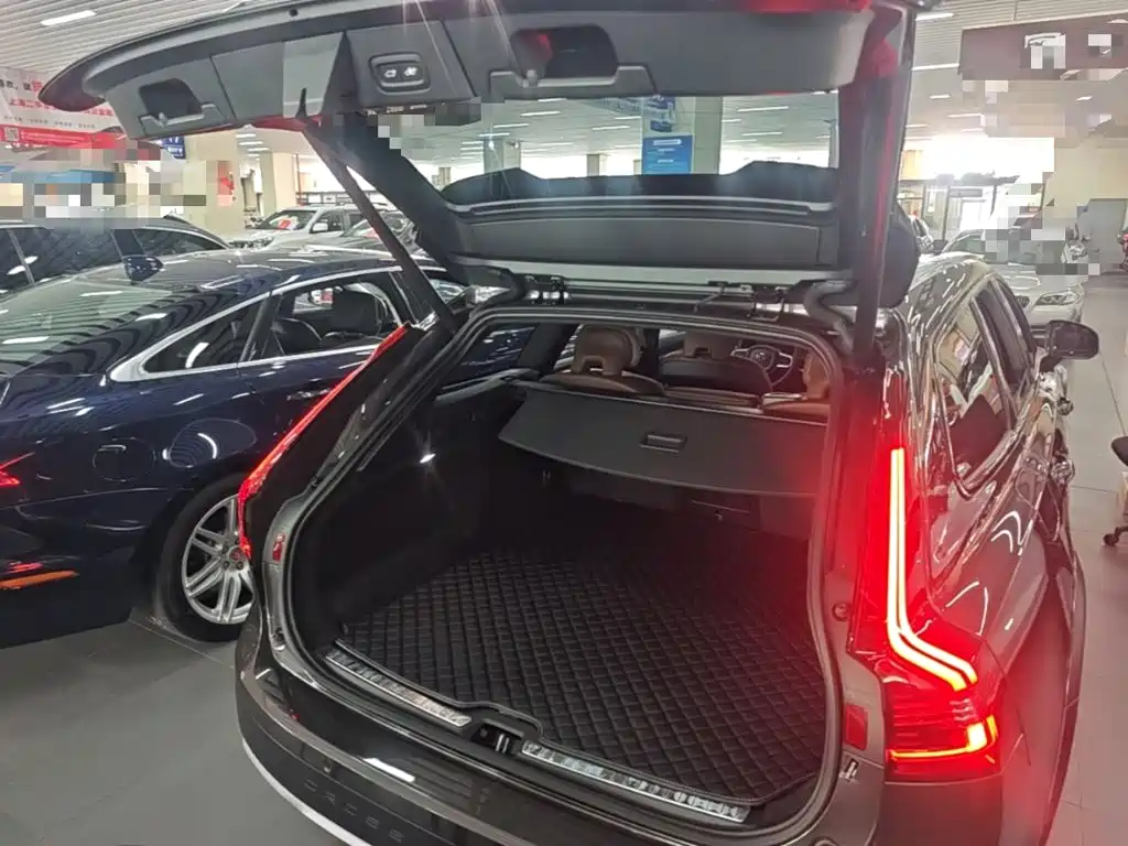 Volvo V90 — миниатюра 19