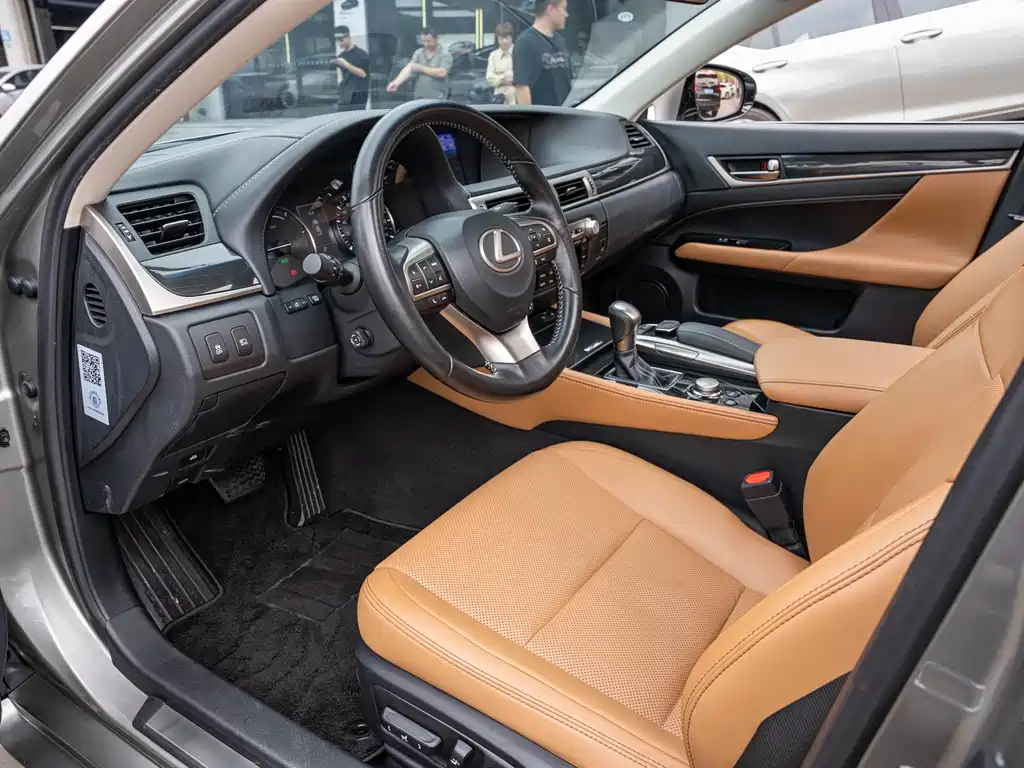 Lexus GS — миниатюра 9