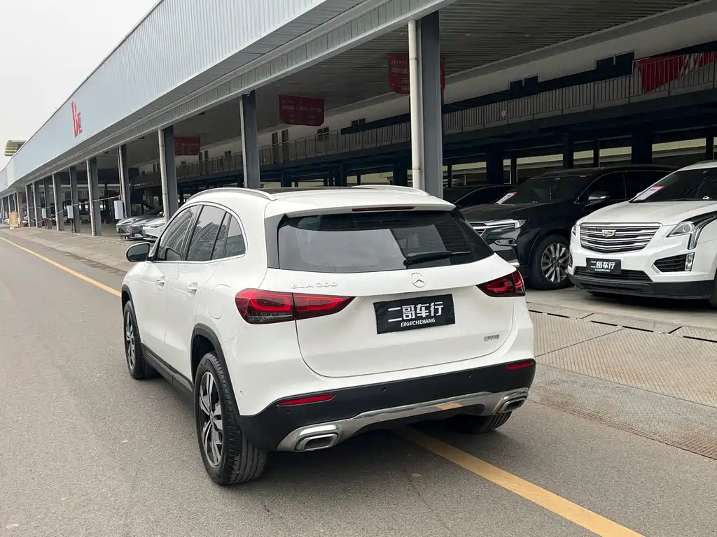 Mercedes-Benz GLA — миниатюра 6