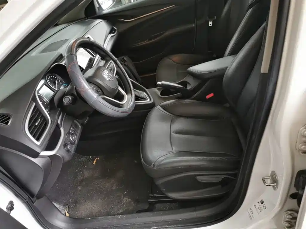 Buick Excelle — миниатюра 15