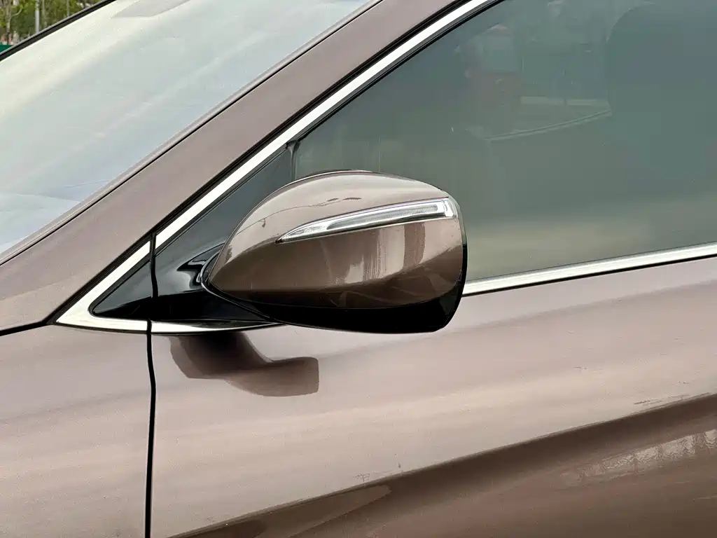 Hyundai Santa Fe (Import) — миниатюра 21