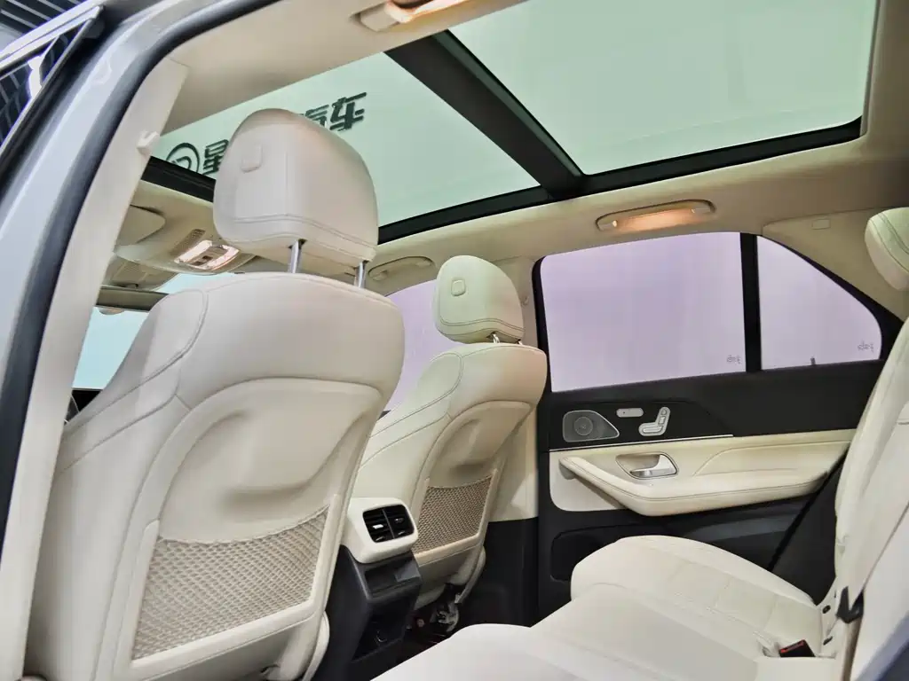Mercedes-Benz GLE (Import) — миниатюра 14