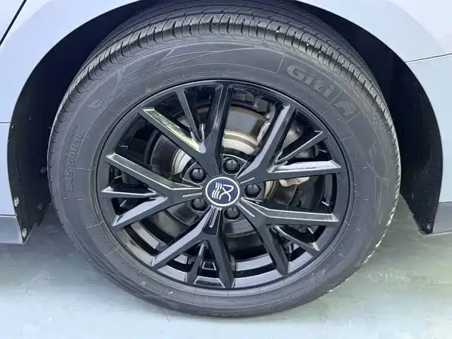 BYD Han — миниатюра 20
