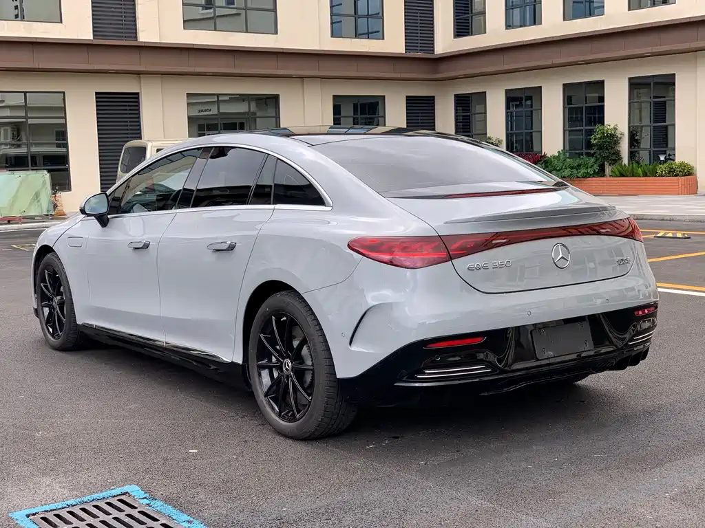 Mercedes-Benz EQE 2022 350