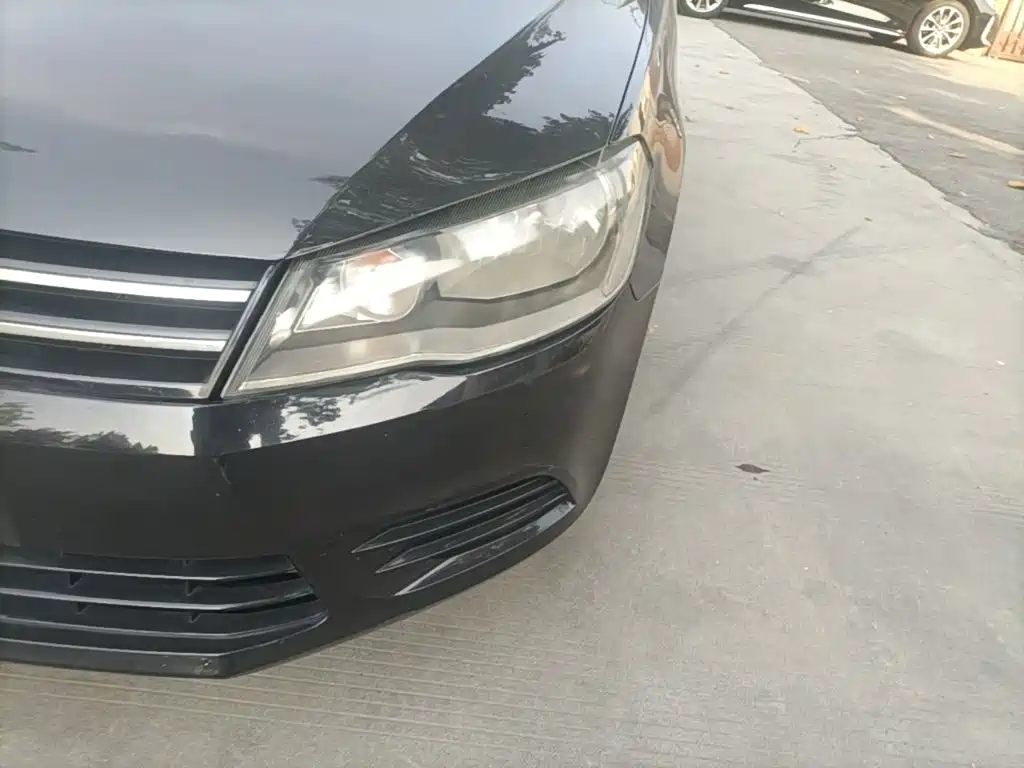 Volkswagen Jetta — миниатюра 24