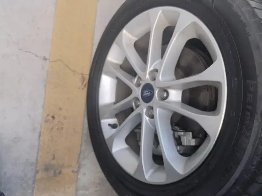 Ford Mondeo — миниатюра 6