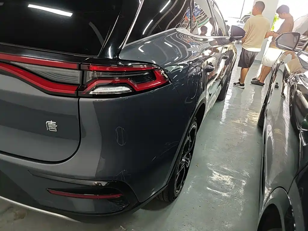 BYD Tang New Energy — миниатюра 8