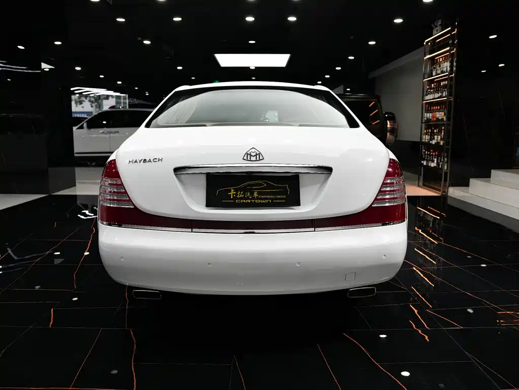 Mercedes-Benz Maybach 2012 5.5T 57