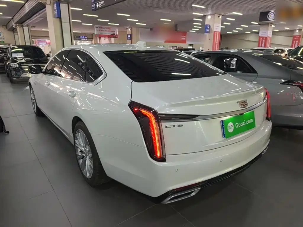 Cadillac CT6 — миниатюра 5