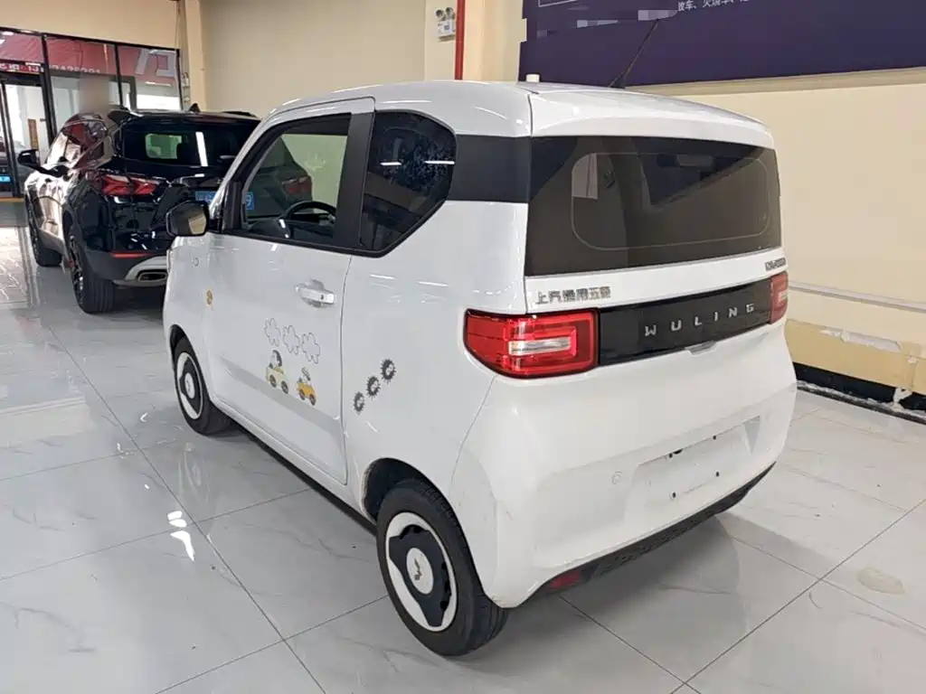 Wuling MINIEV — миниатюра 5