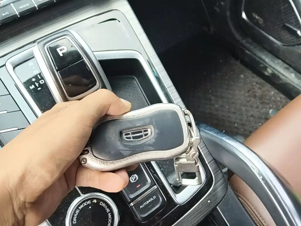 Geely Boyue — миниатюра 9