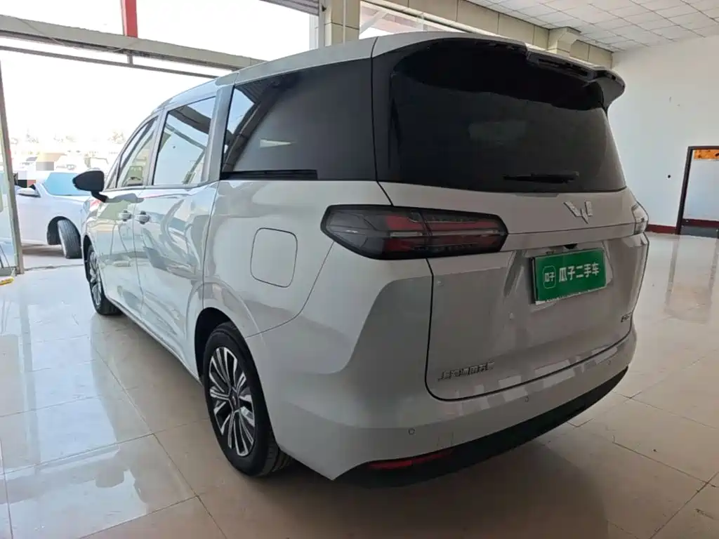 Wuling Xingguang 730 New Energy — миниатюра 5