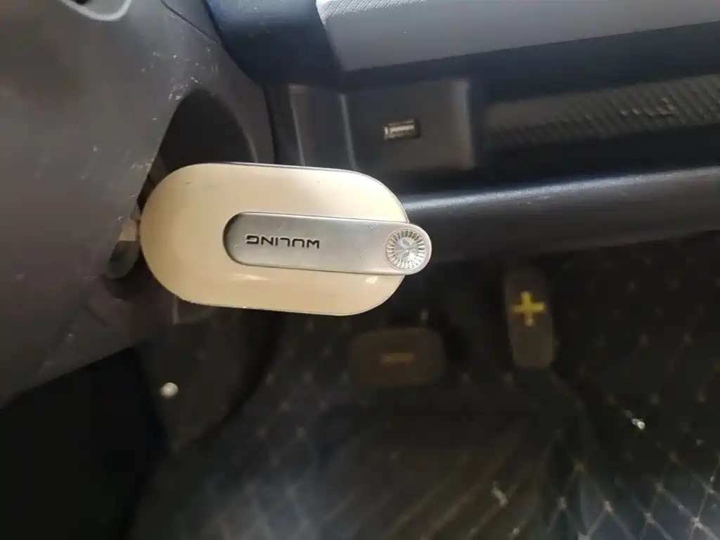 Wuling MINIEV — миниатюра 11