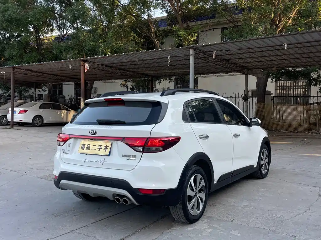 Kia KX Cross — миниатюра 8